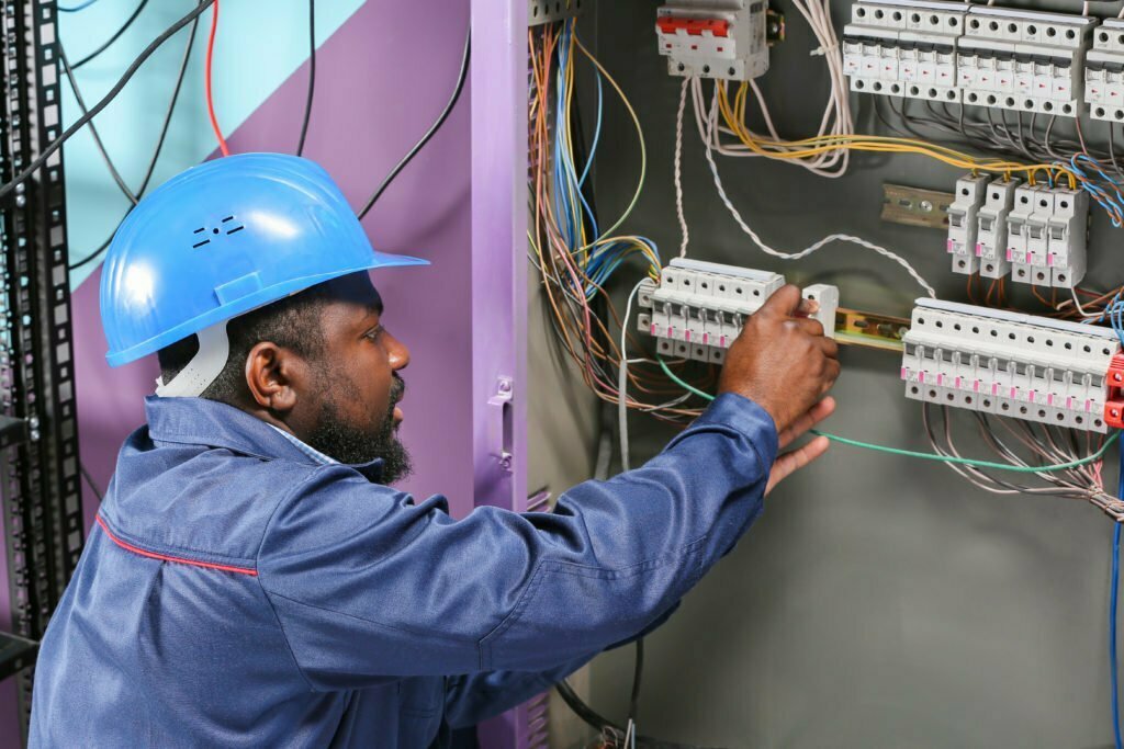 Level 3 Electrician Course UK